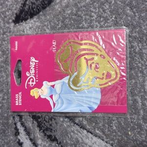 ⭐️ 5/ $25  Disney Princess Cinderella brass stencil Brand new
